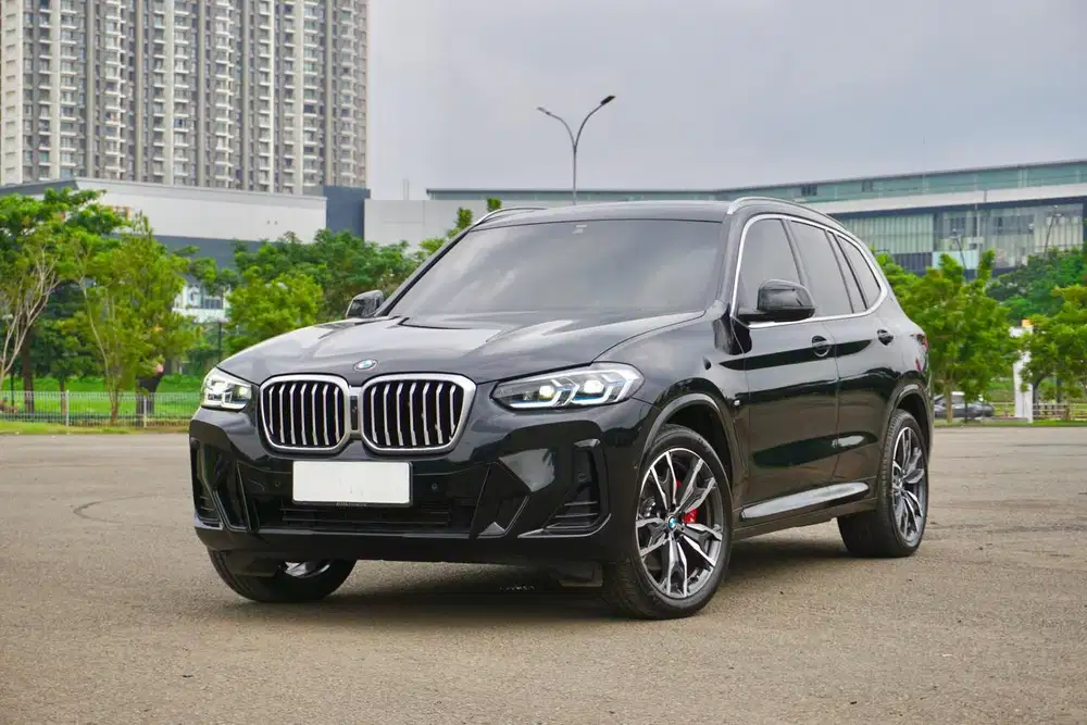 BMW X3 G01 LCI MSport xDrive30i B48 2022 Hitam Mulus Promo Low DP