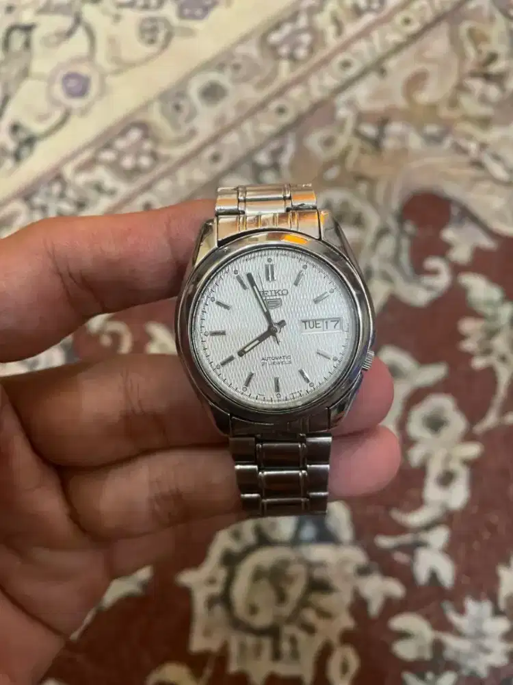 Jam tangan seiko 5 automatic