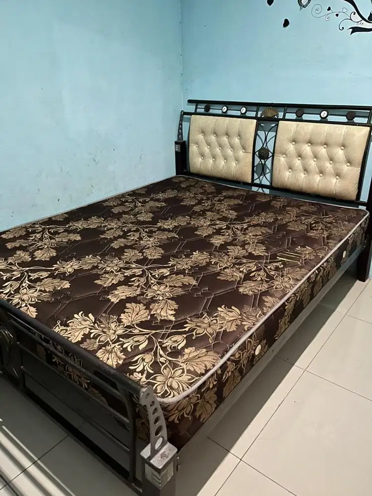 Kasur central + ranjang