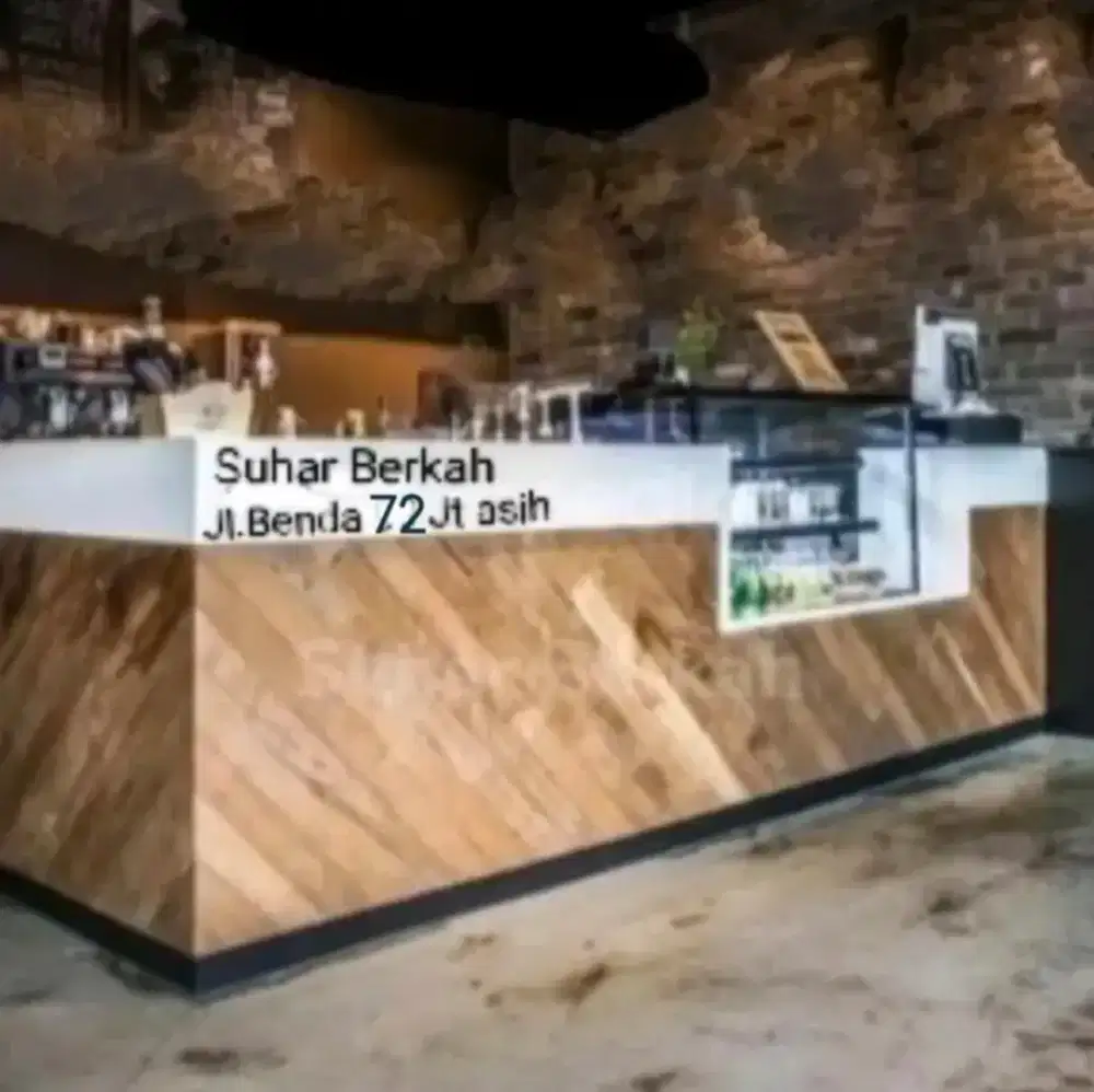 Meja bar kafe minimalis