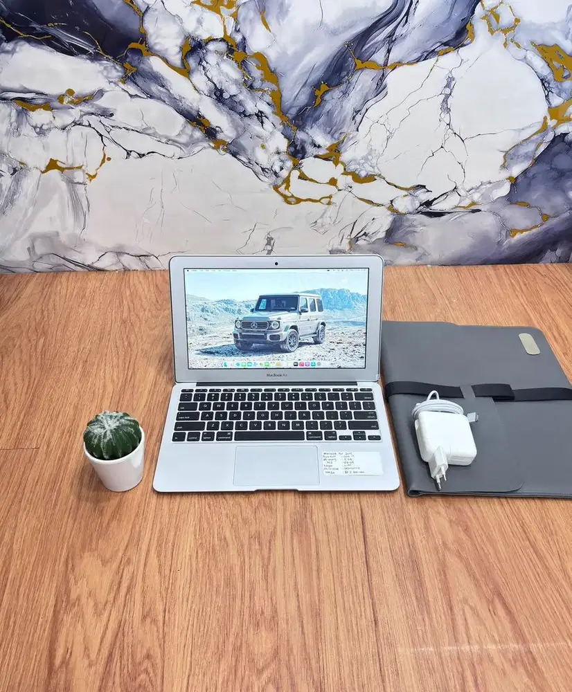 MacBook Air 11 2015, Mulus Like New
