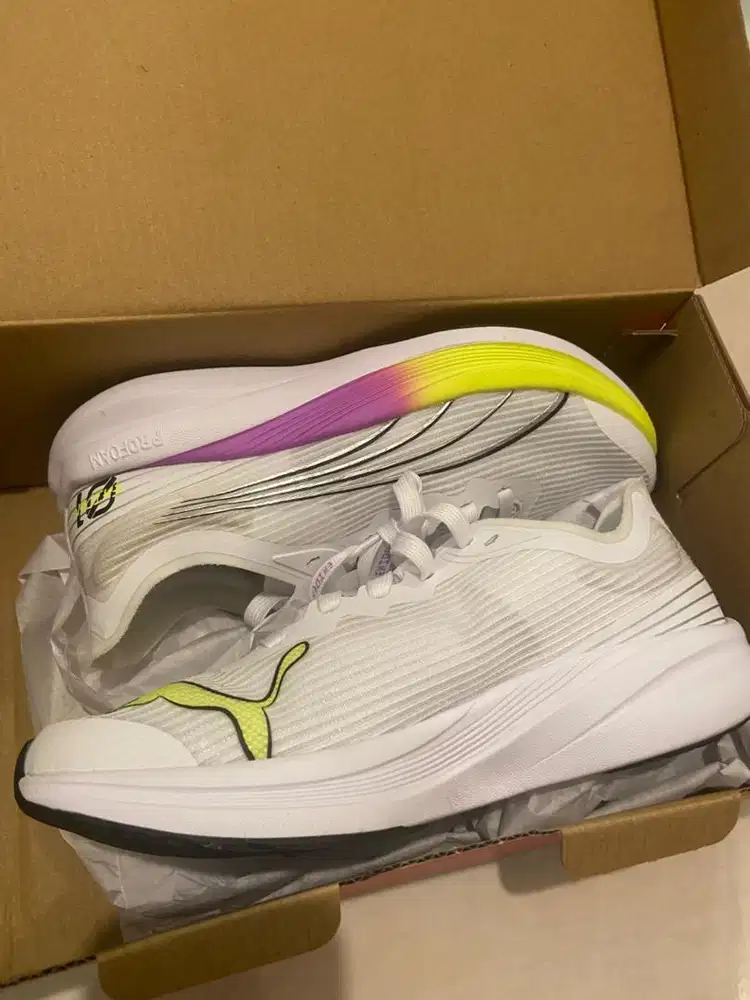 Sepatu Running Puma - Wanita size 37