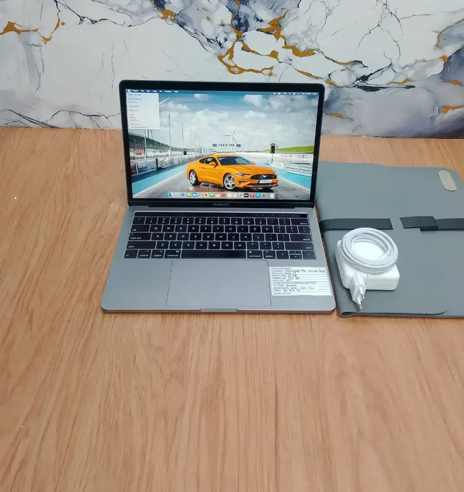 Macbook Pro Retina 13 2019Garansi 2Bulan