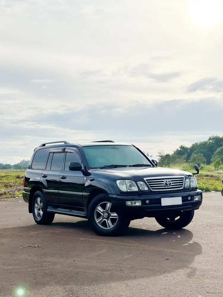 LAND CRUISER CYGNUS 4.7 V8 JDM SPEC RARE 2006
