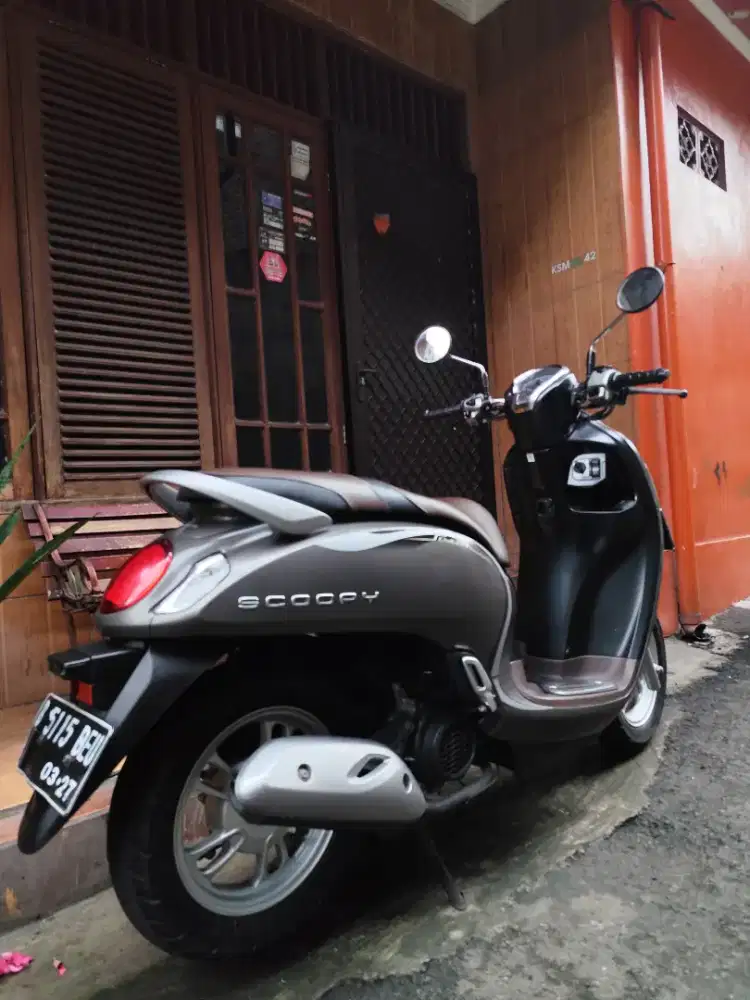 Honda Scoopy Tahun 2022 Lengkap