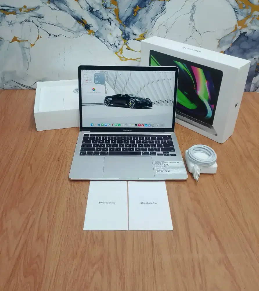 Macbook Pro Retina 13 2020, Garansi 2Bulan