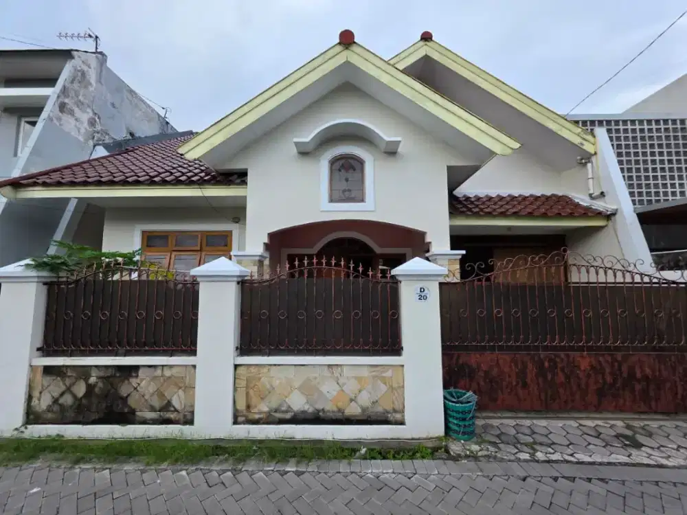 Rumah Nyaman Dekat UGM UPN Ringroad Utara Jogja Semi Furnished