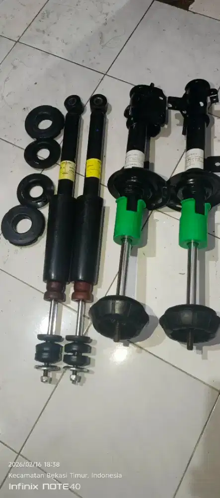 sockbreker Suzuki R3depan/belakang (600 ribu aja)..