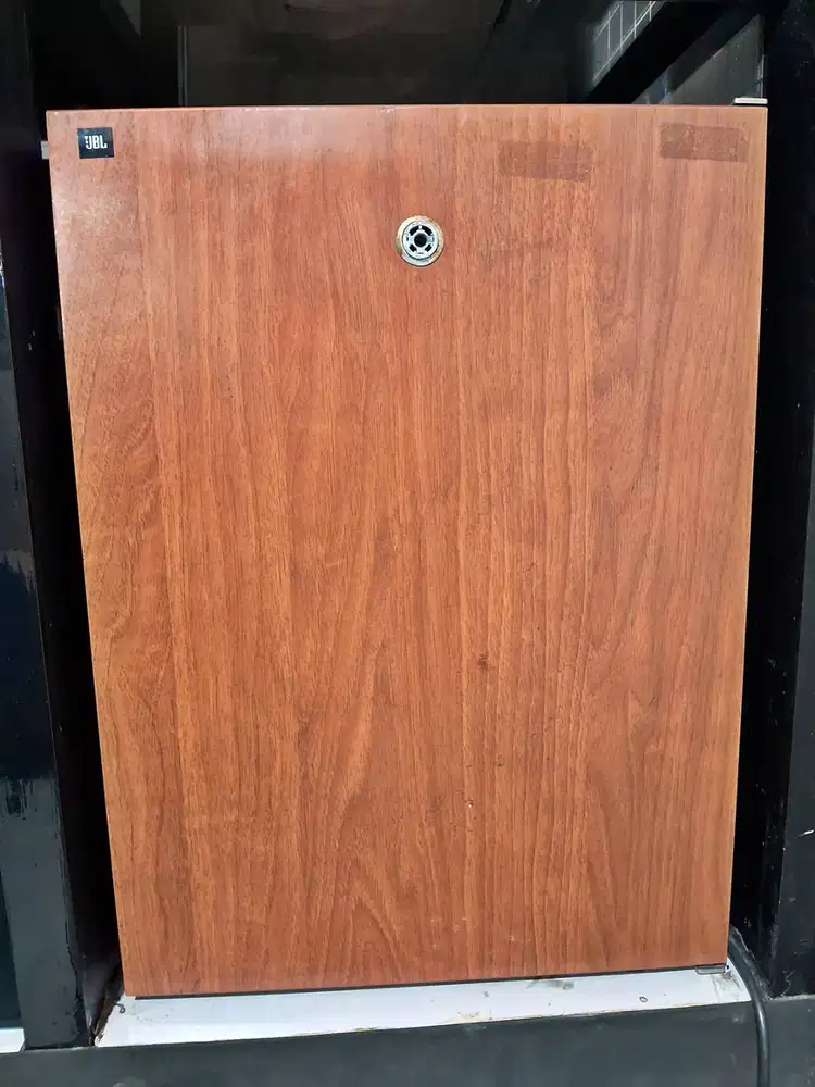 Kulkas mini wooden Irit daya dingin