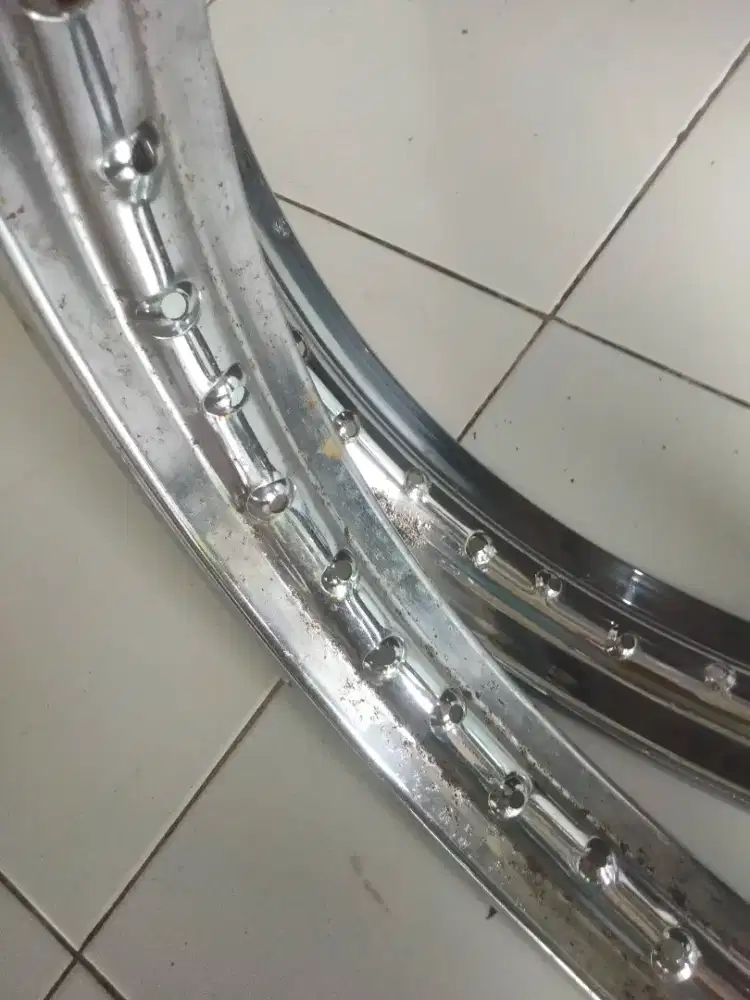 Pelek Ring 18 UK 215&180