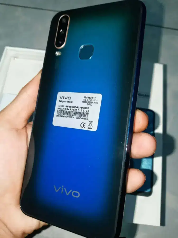 di jual cepat vivo y 17 normal semua  no minus di jual secepat nya