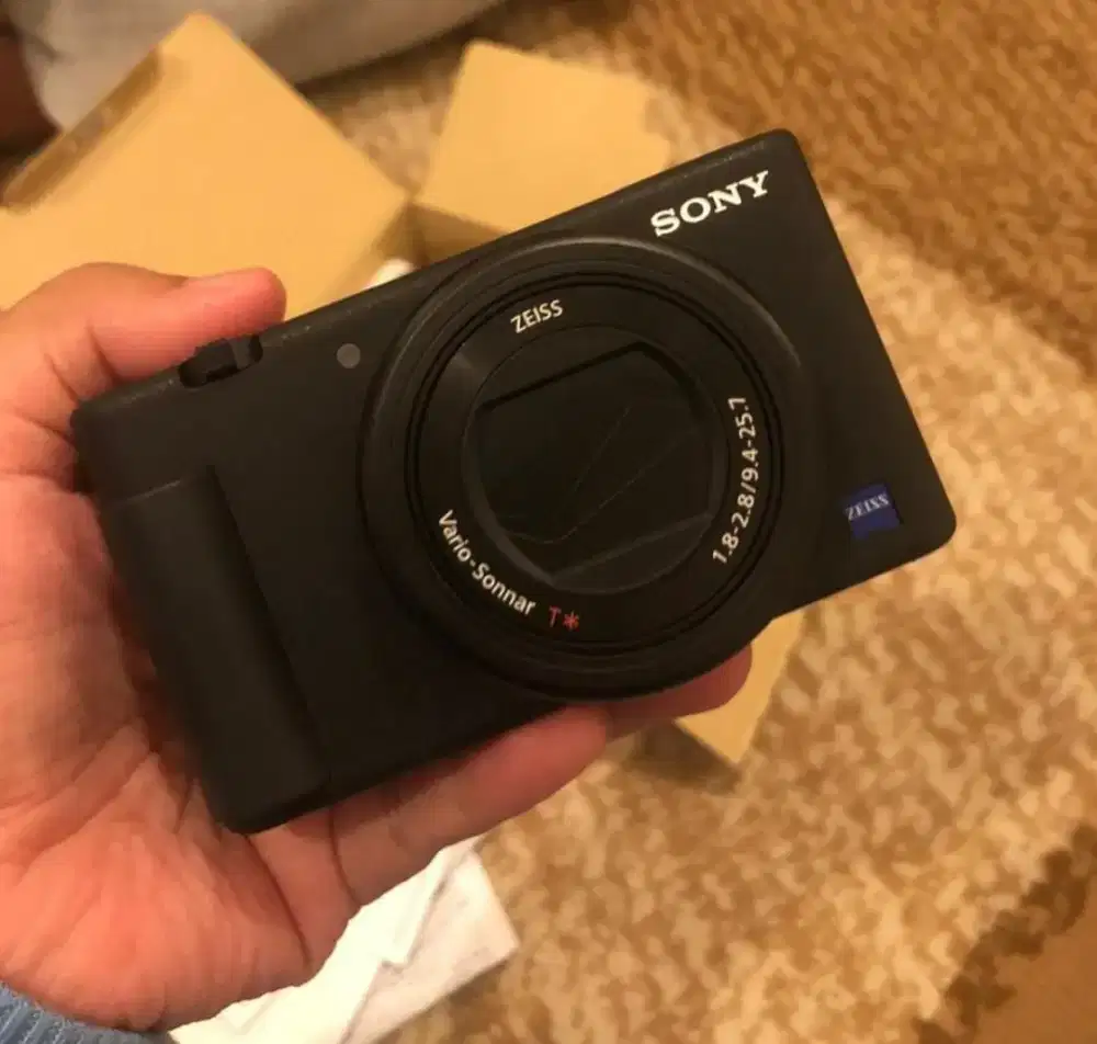 DIJUAL SONY ZV-1VloG