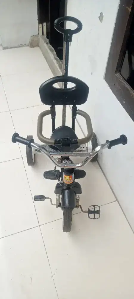 Sepeeda Anak Lok Kemanggisan