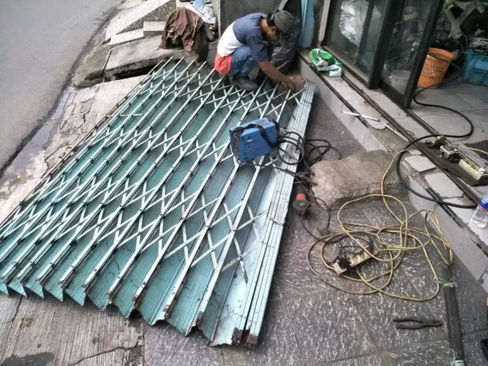 Servis Rolling door murah Beji Margonda Cimanggis