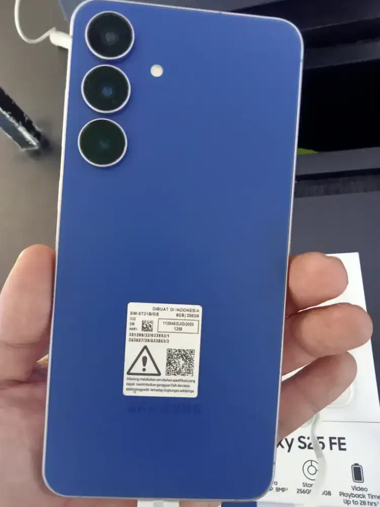 Samsung Galaxy S25 FE