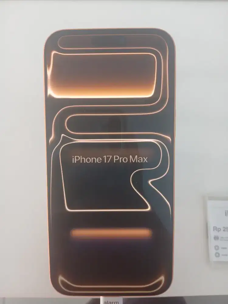 iPhone 17 pro max 256 GB orange cosmic - New & Seealed