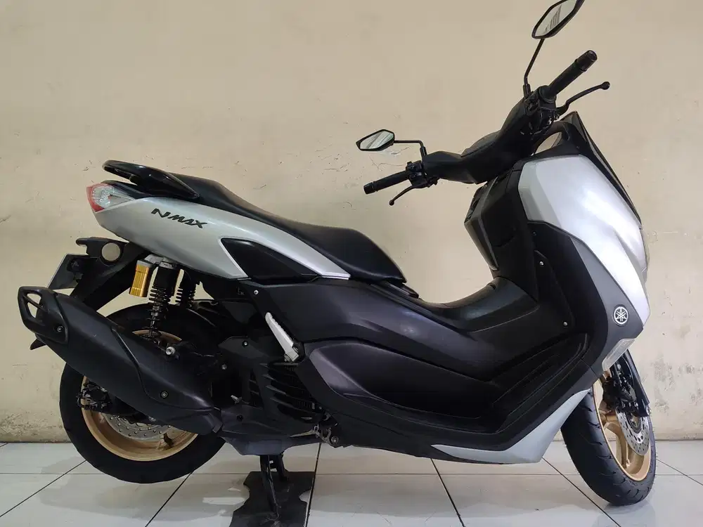 Nmax 155 VVA 2024 CONNECTED istimewa mulus terawat siap pakai...