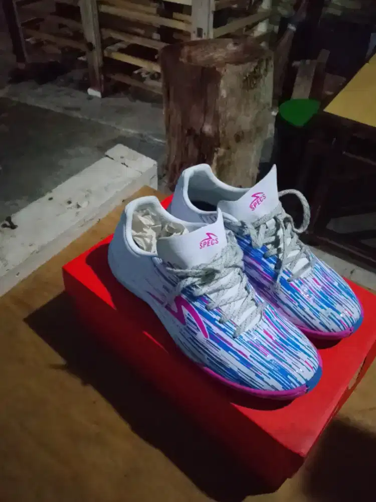 Lightspeed magnifico