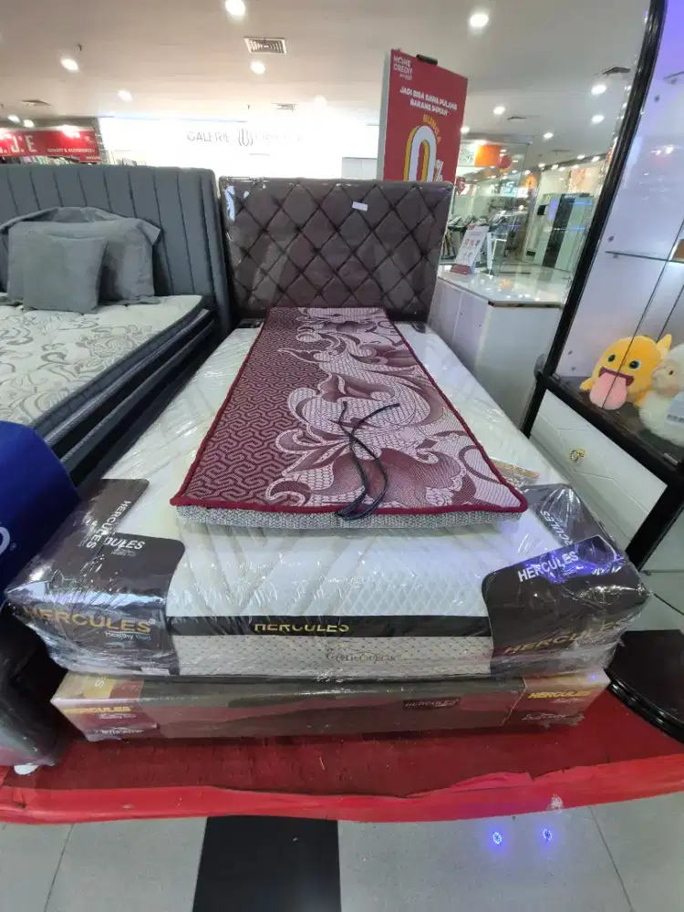 SPRING BED HERCULES PROMO CREDIT BUNGA 0% FREE 1KALI CICILAN
