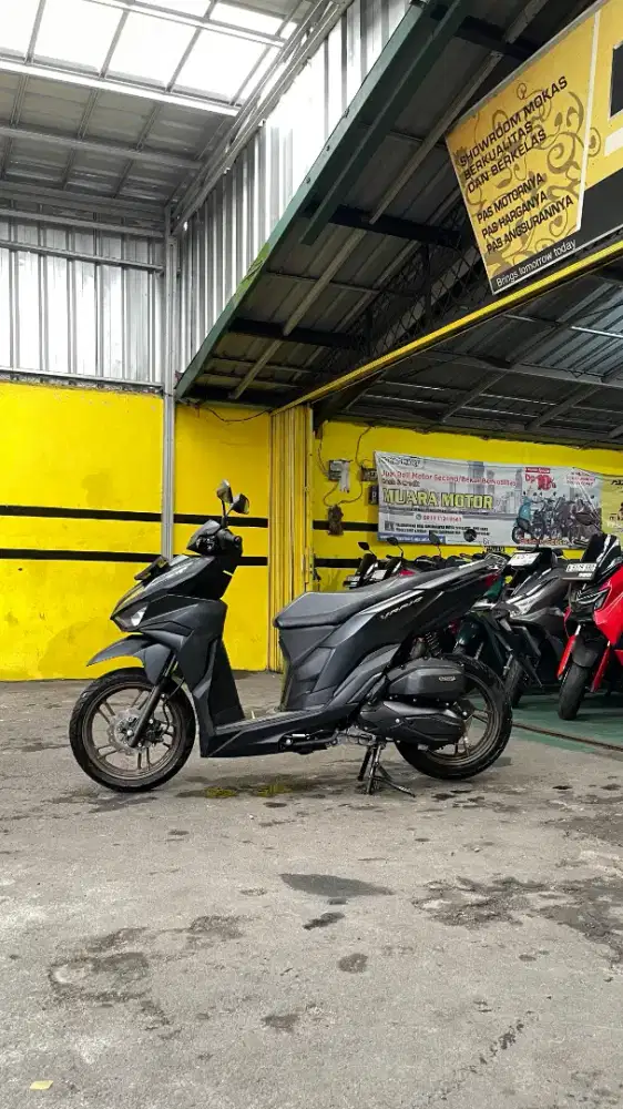 HONDA VARIO 125 ISS 2025 KM RENDAH