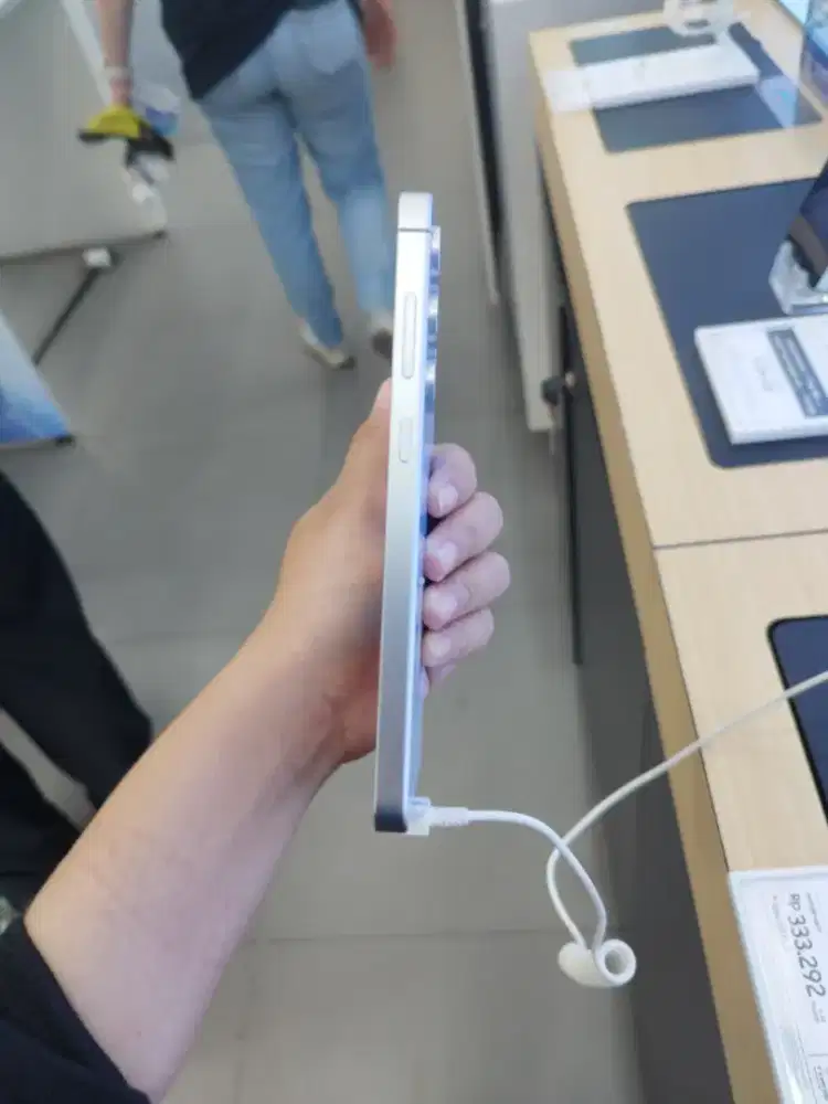 SAMSUNG GALAXY S25 FE