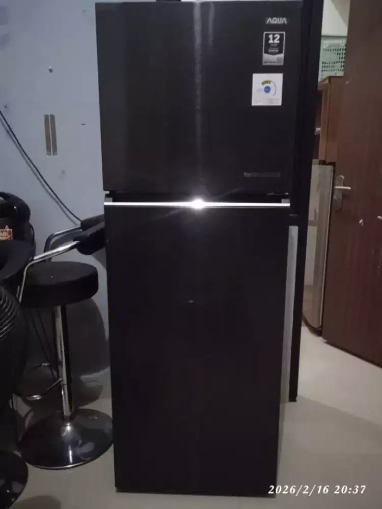 Kulkas 2 pintu Like New