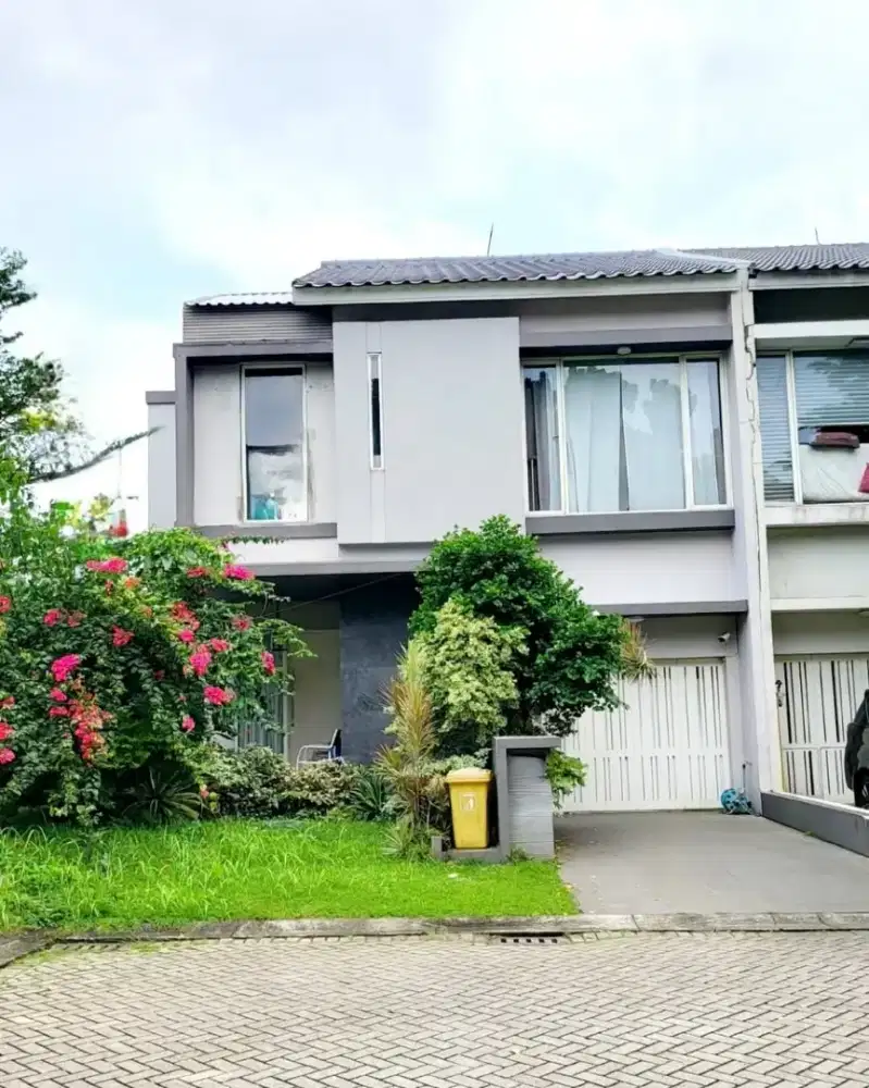 Dijual rumah siap huni di Kebayoran Bintaro