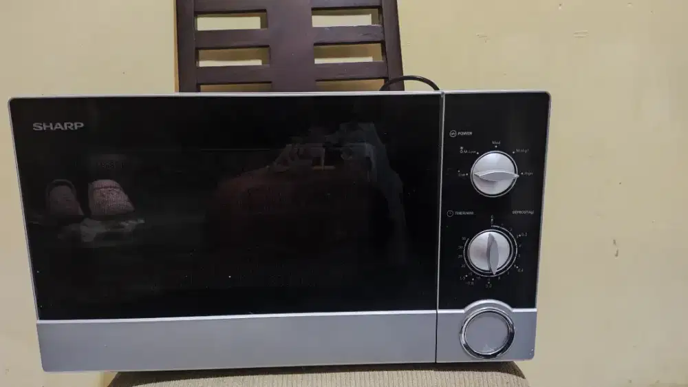 SHARP R21DOSIN / R-21DOSIN MICROWAVE OVEN
23L
