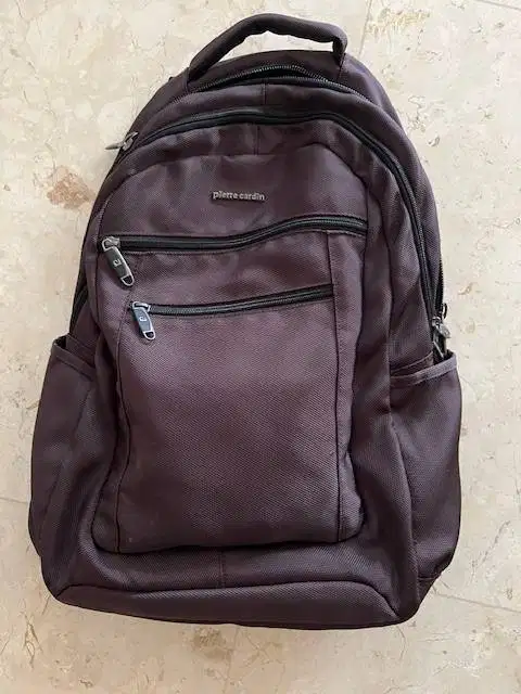 Tas Ransel Pierre Cardin Coklat  siap pakai  tidak ada sobek
