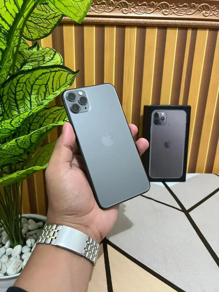 iPhone 11PROMAX 64GB INTER