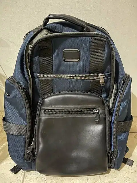 Tas ransel TUMI like new jarang pakai tidak ada minus