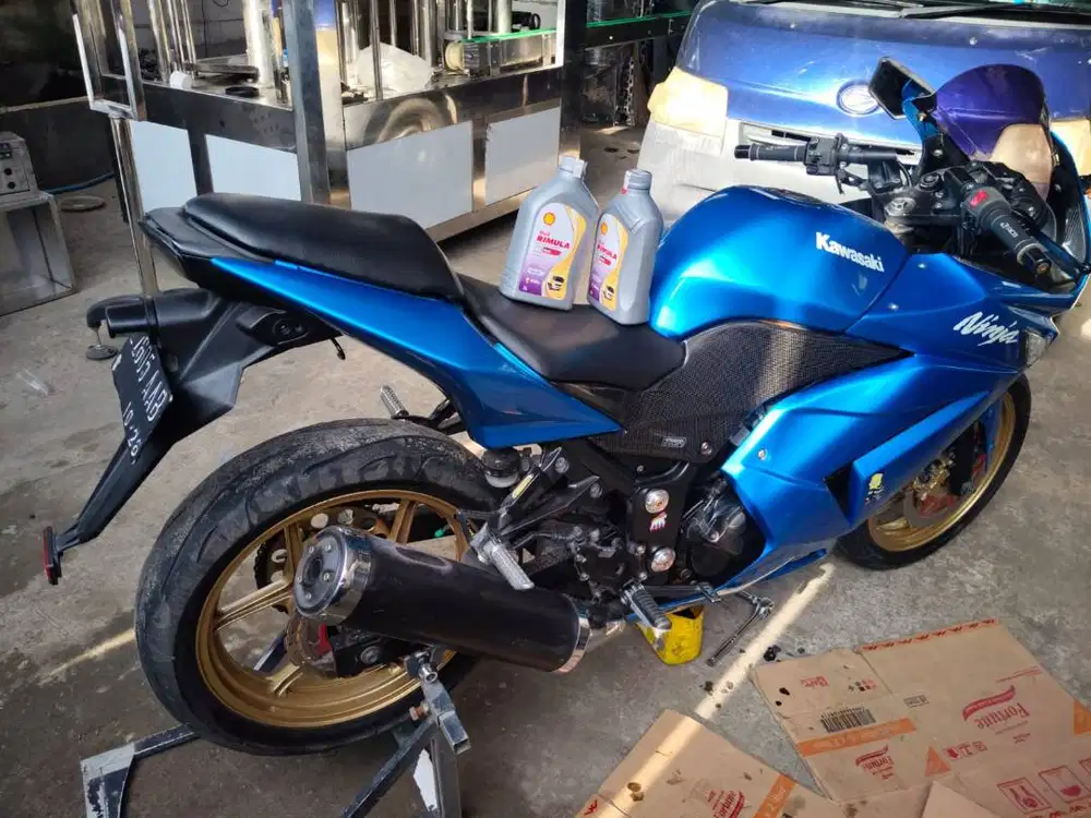 Ninja 250 karbu 2 silinder milik sendiri bukan jual beli