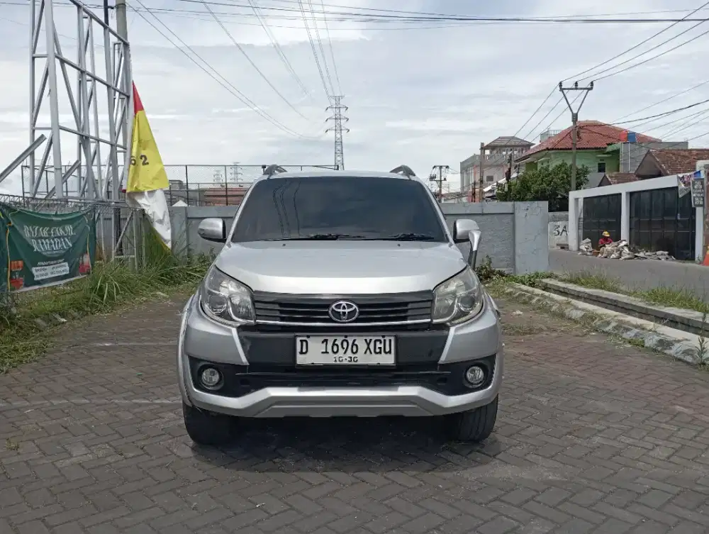 TOYOTA RUSH G 1.5 MATIC 2015