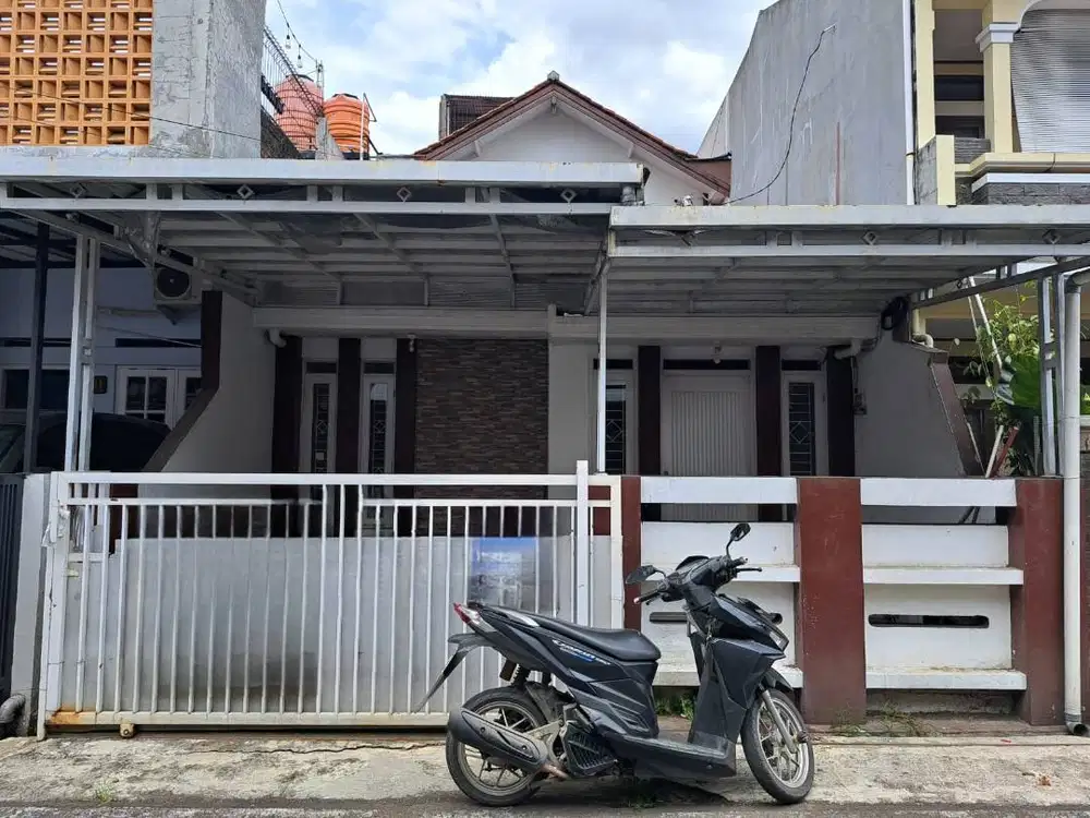 DI JUAL RUMAH BU SIAP HUNI DALAM KOMPLEK DI ANTAPANI DEKAT GRIYA