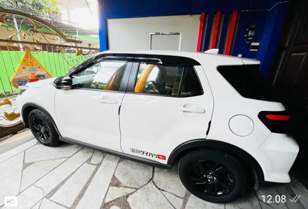 Daihatsu Rocky 2024 Bensin