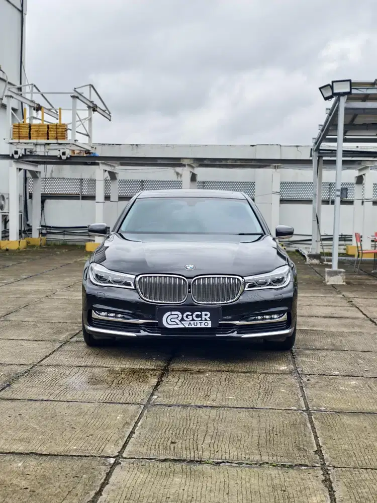 KM 50 RIBU RECORD! BMW 740i 3.0 G12 BENSIN MATIC NIK 2019/2020