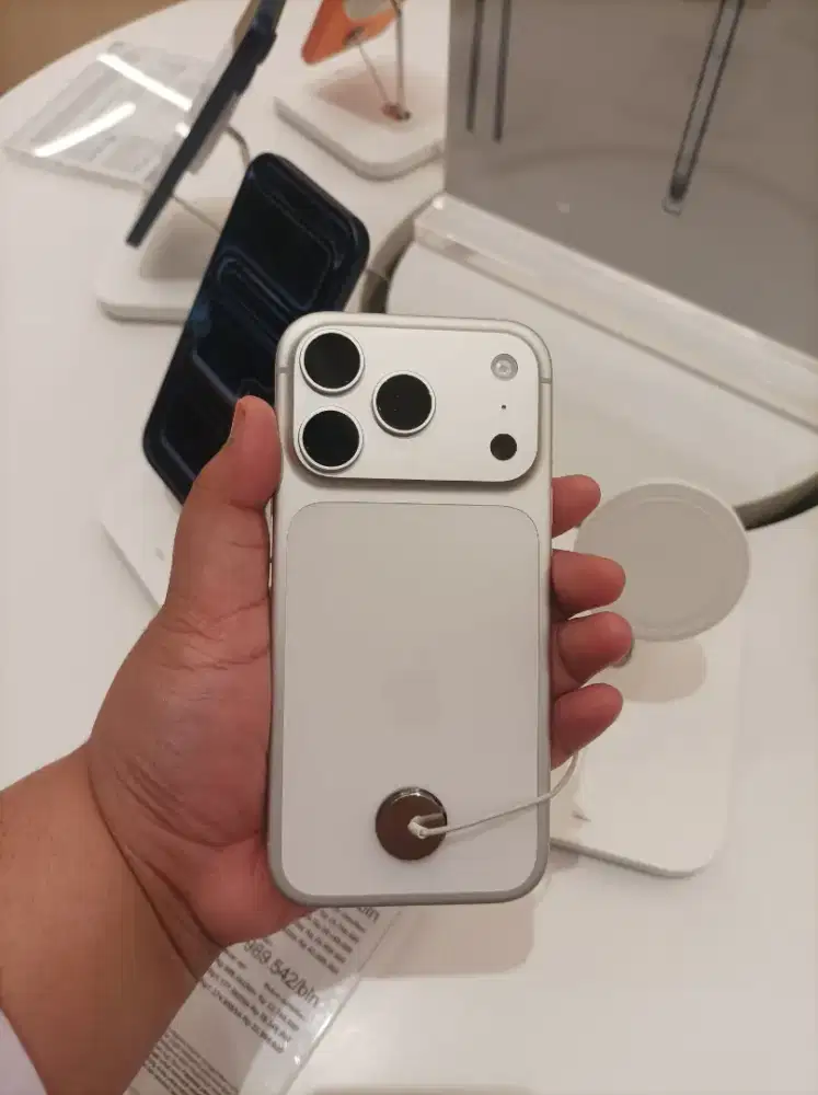 PROMO CICILAN RINGAN! IPHONE 17 PRO NEW 256