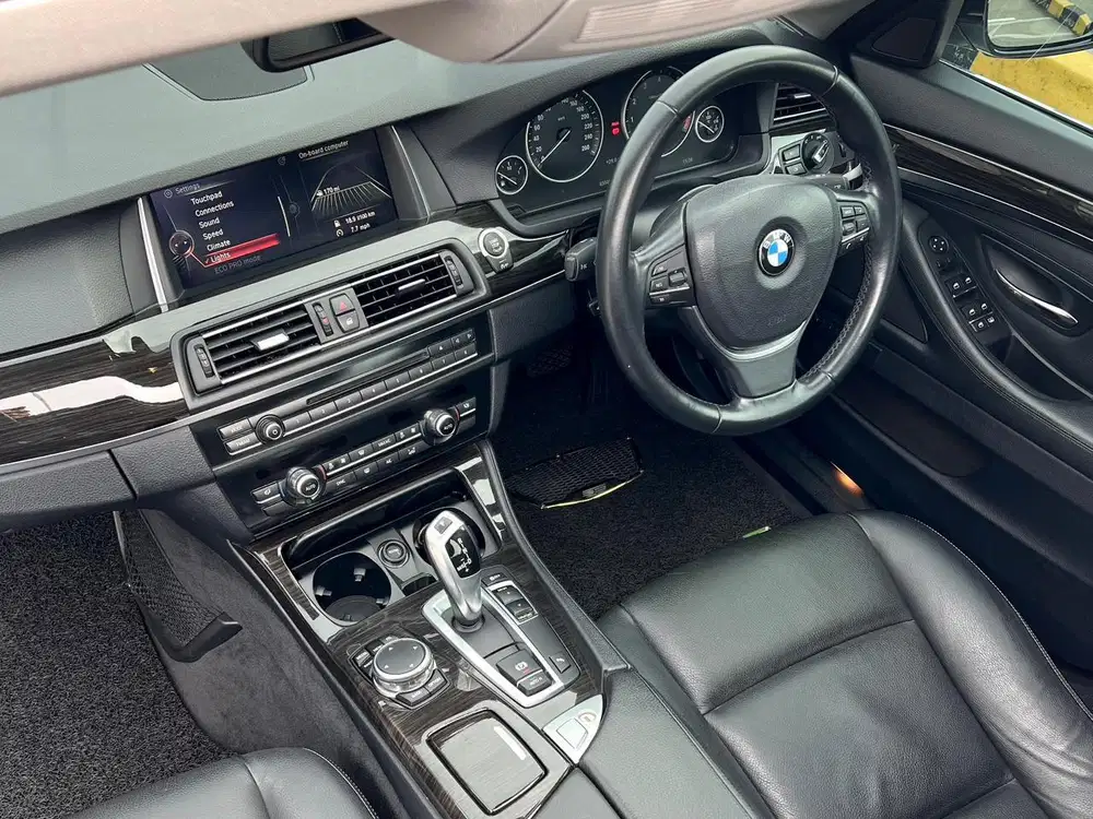 BMW 520i Luxury 2016
