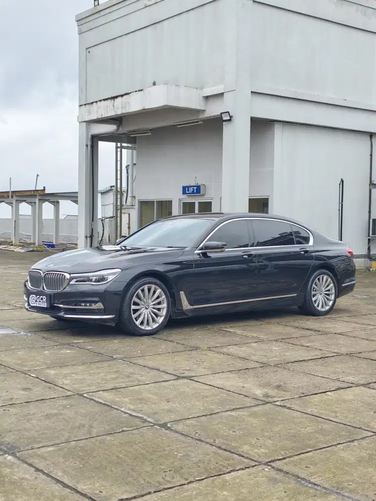 KM 50 RIBUAN RECORD! BMW 740i G12 CKD MATIC NIK 2019/2020