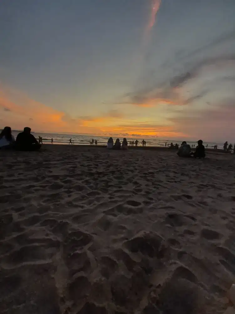 Mencari pekerjaan full time