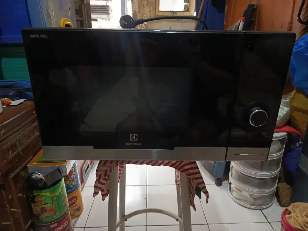 Jual microwave electrolux ems2348x