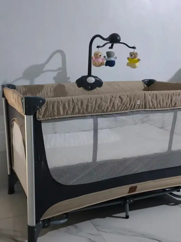 Tempat tidur bayi (baby box) merk Precious