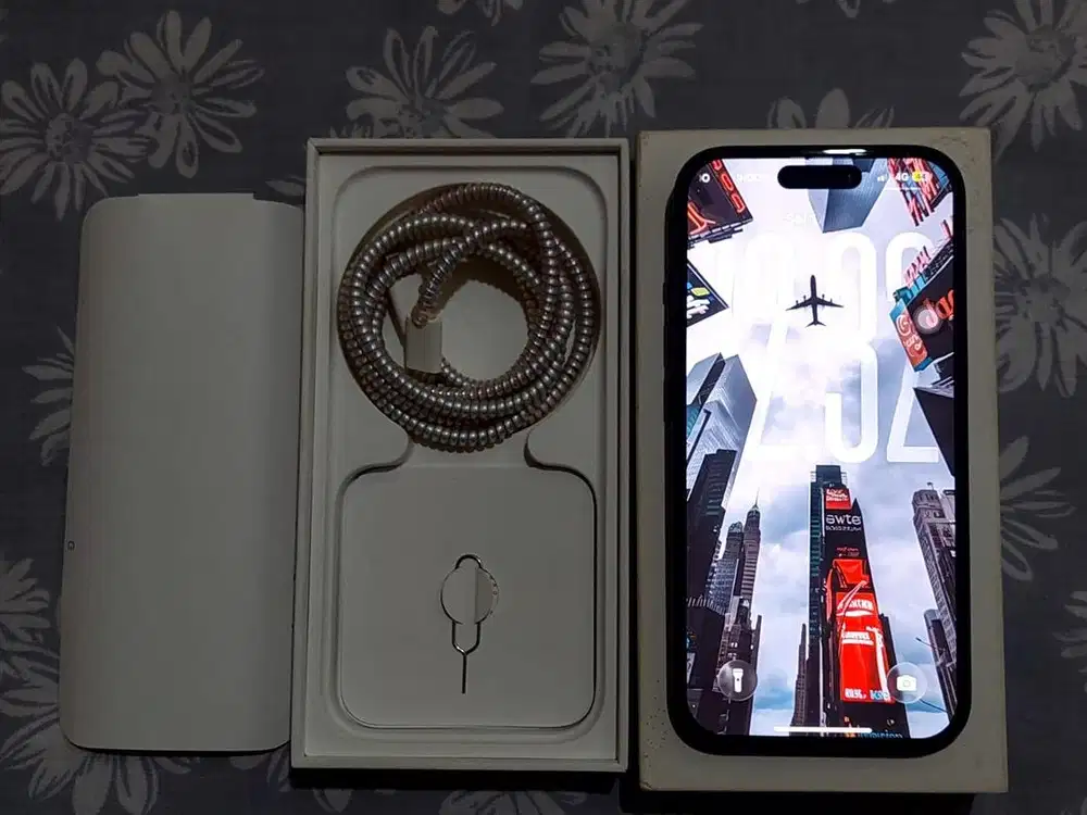 Iphone 15 128 garansi resmi SA/A