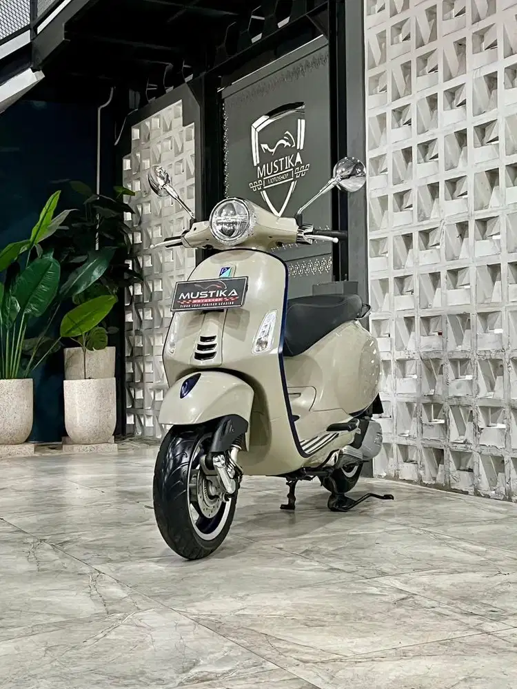 Stok Terbatas!!Vespa Primavera 150 th 2022 - Ayu Mustika