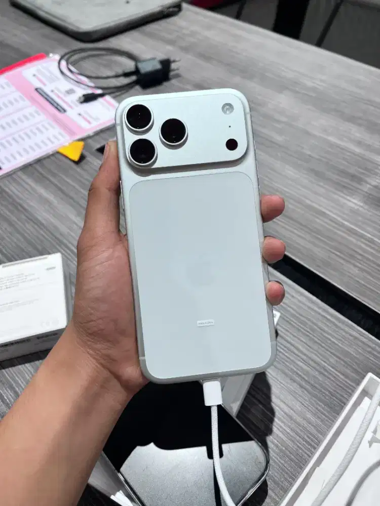 IPHONE 17 PRO 256 CASHBACK 500K POTONGAN LANGSUNG