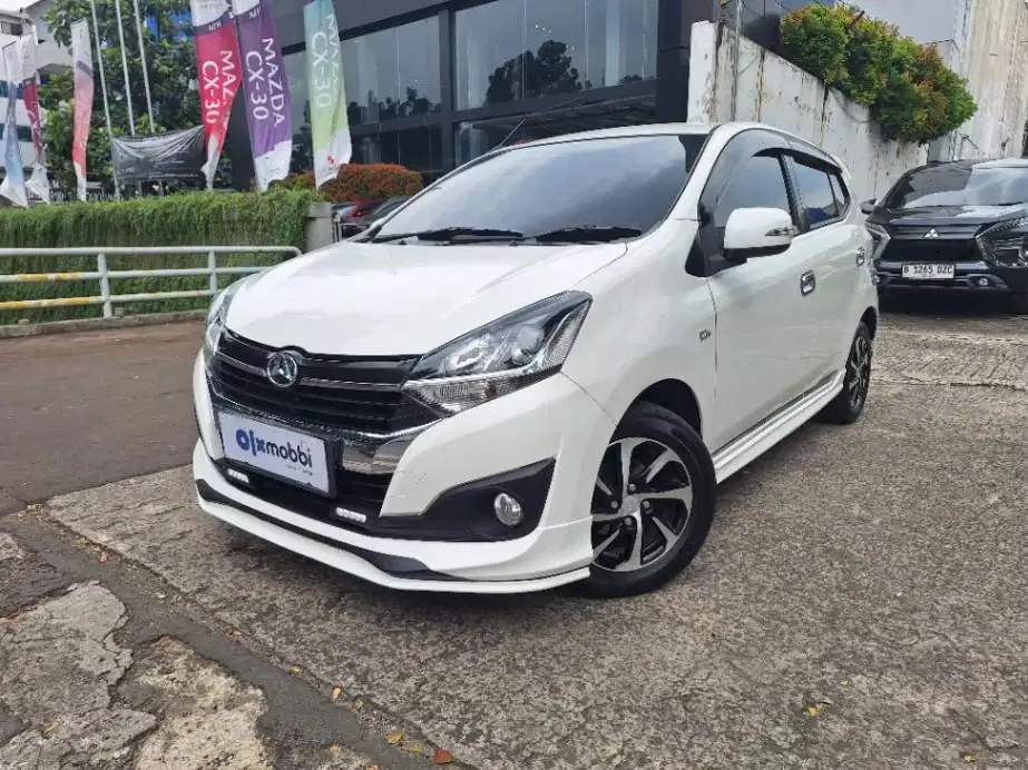 DP RENDAH Daihatsu Ayla 1.2 R Bensin-MT 2021 AIYS