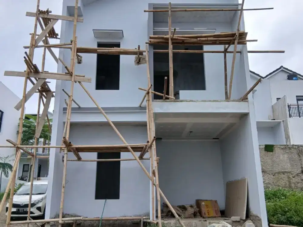 RUMAH VILLA TERDEKAT STASIUN DAN TOL PADALARANG BANDUNG