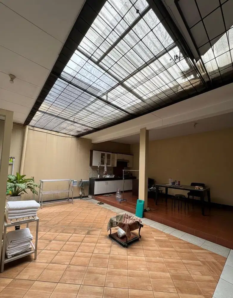 Jual cepat rumah kosong sudah di cat