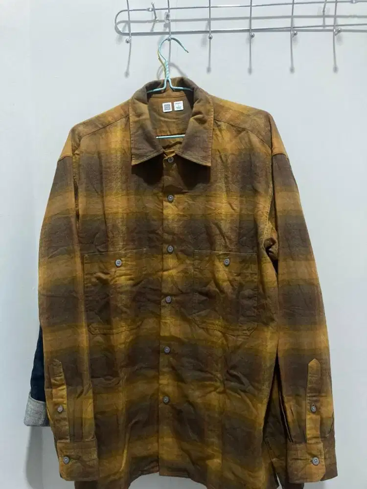 Kemeja Veterano Uniqlo U Brown size L