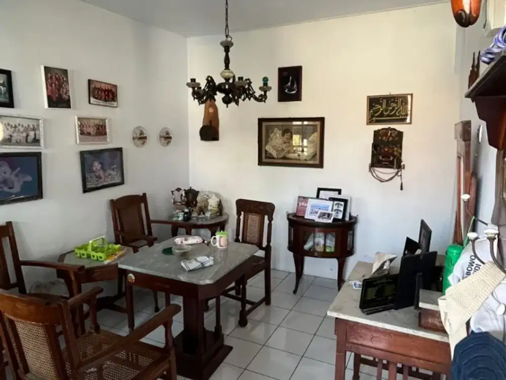 Jual Rumah luas di Melong Pharmindo Kota Cimahi